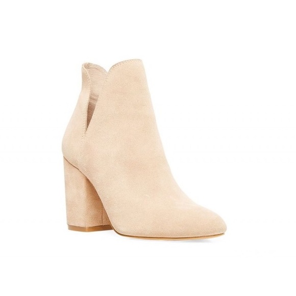 Steve Madden Shoes - Steve Madden Beige Suede Rookie Ankle Boot 9.5
